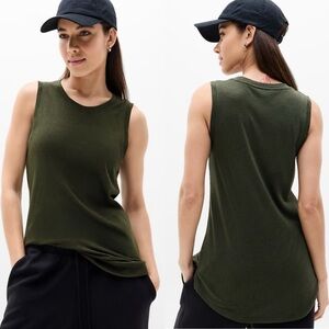 Athleta Breezy Tank Top Lightweight with a Linen-like Texture Olive Green M